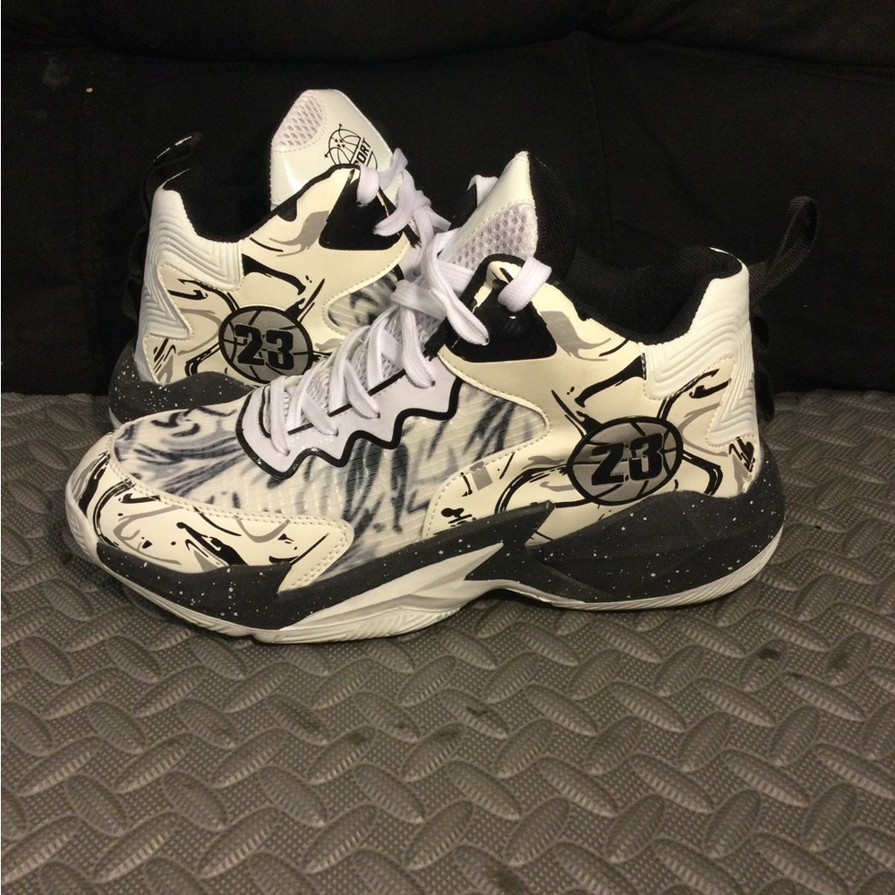 Sport 23 Basketball Shoes Men’s EU 45 - Picture 2 of 7
